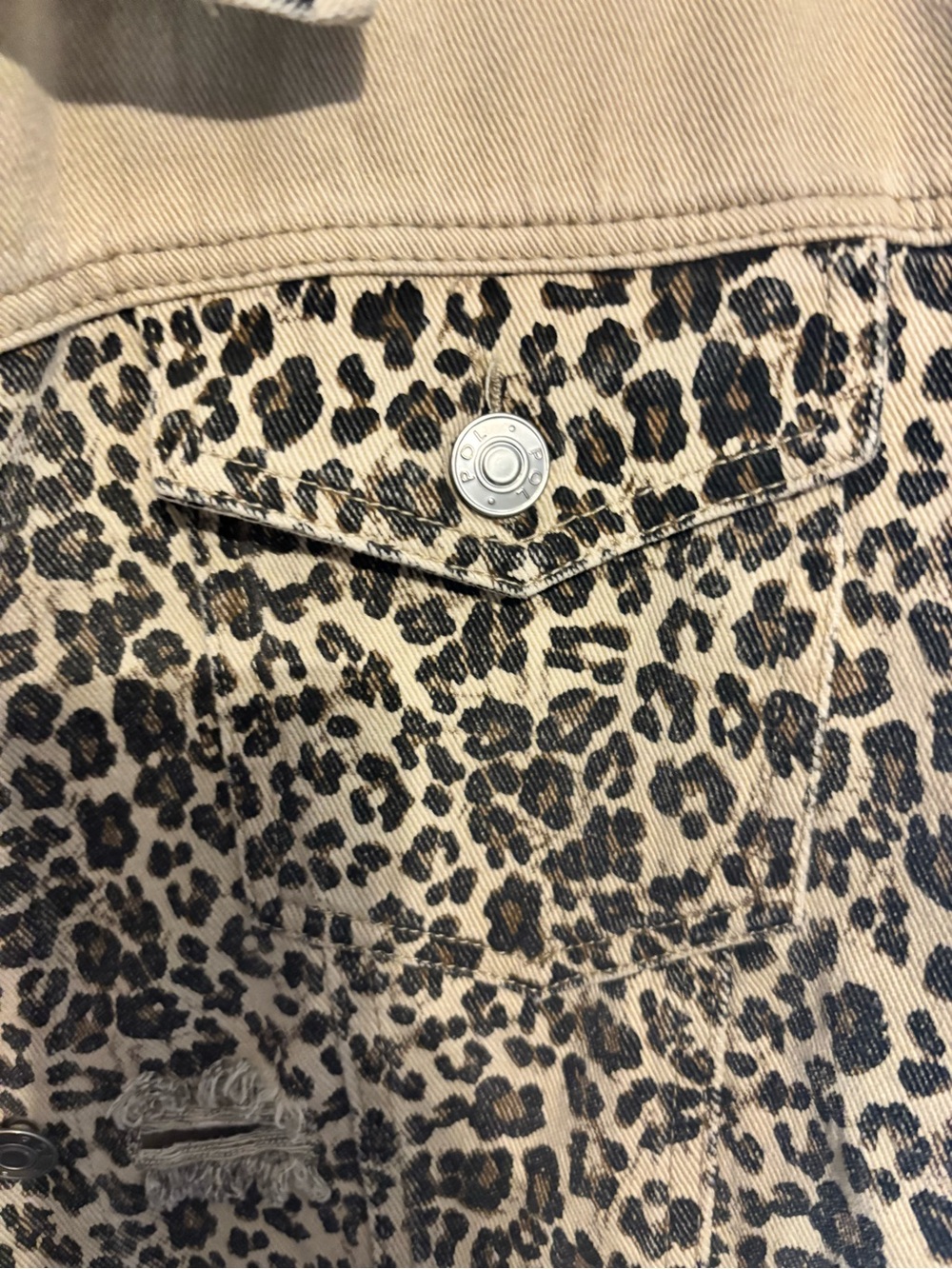POL Distressed Leopard Jacket - Picture 5 of 8